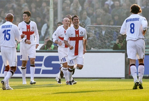 足球报：李新翔脚踝韧带轻伤伤停2周，加布里埃尔还无法合练