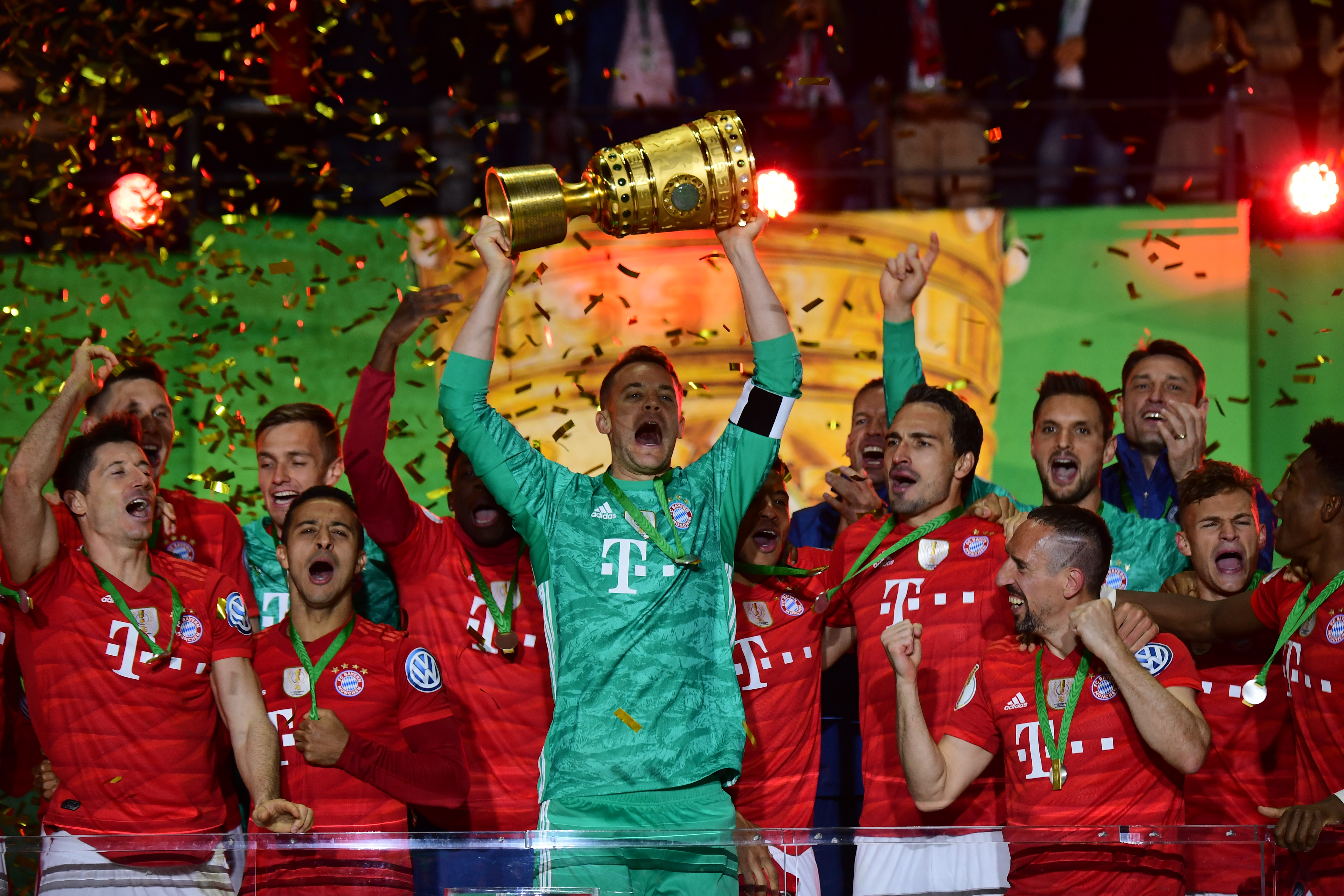 迪马：亚特兰大已与帕拉迪诺达成协议，双方签约1年半今天官宣